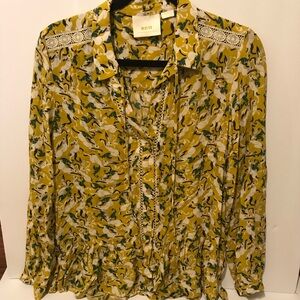 Yellow MAEVe Blouse made by Anthropologie w/rabbits frilly bottom button up sz2